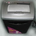 Staples SPL-Q102BUK Cross Cut Shredder