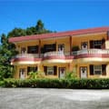 Calibishie, Domcan's Guest House