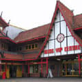 Wing Yip Croydon Superstore