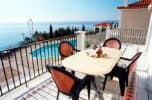 Lourdas, Garbis Villas