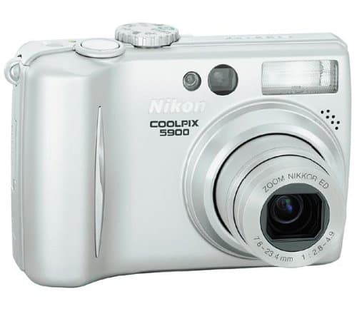 Nikon Coolpix 5900