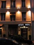 Artus Hotel