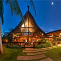 Viti Levu, Uprising Beach Resort