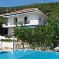 Makis Apartments