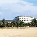Negombo, Browns Beach Hotel